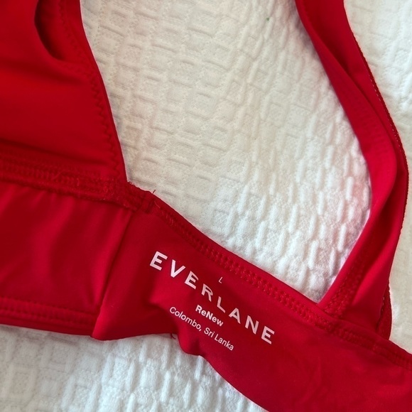 Everlane The Triangle Bikini Top NWT - Picture 15 of 16